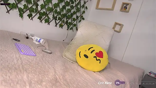 argiee_taylorxs2 live sex cam