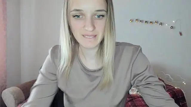 RouseReed's cam snapshot