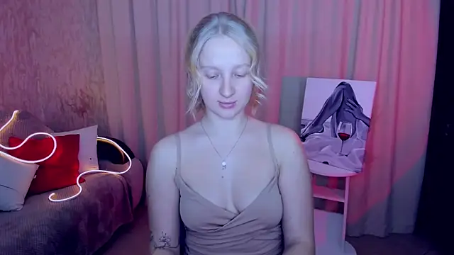 SummerPink's cam snapshot