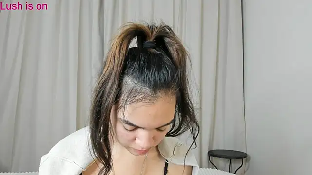 CoreenLuebbers's cam snapshot