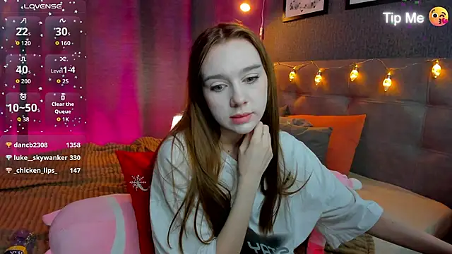 Lesi_Moonie01's cam snapshot