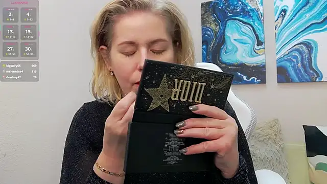 Lorabigass's cam snapshot