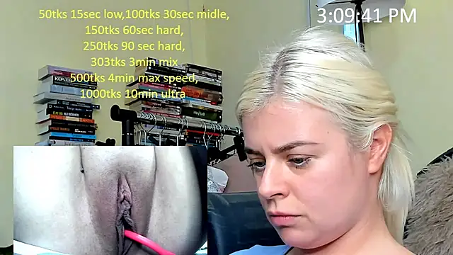 queenofthenighttt's web cam