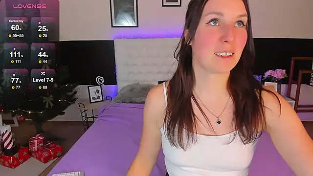 KiraNeeww's cam snapshot