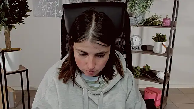 MartaEdams's cam snapshot