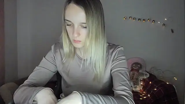 RouseReed's cam snapshot