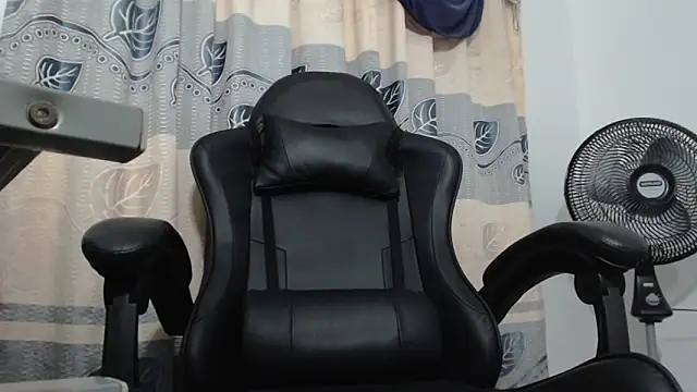 sweet_cutetras22's cam snapshot