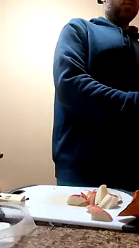 Brucejuce6669's cam snapshot