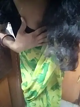 Miss_sruthi's cam snapshot