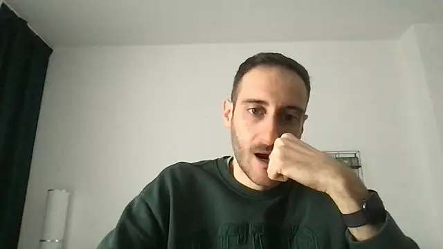 LukaShyGuy's cam snapshot