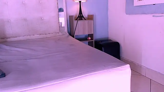 Emily_Castillo_1's cam snapshot