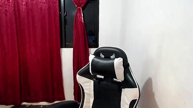 Teamo_kiara's cam snapshot