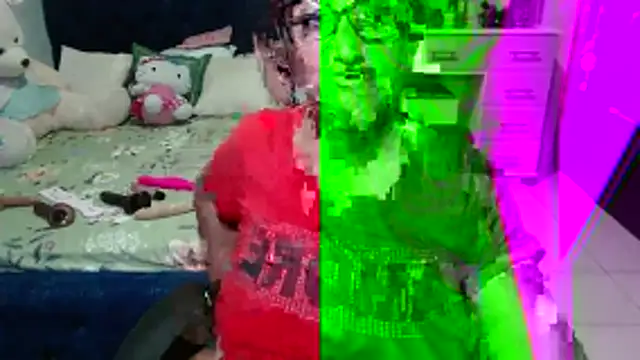 pervert_mommy_'s cam snapshot