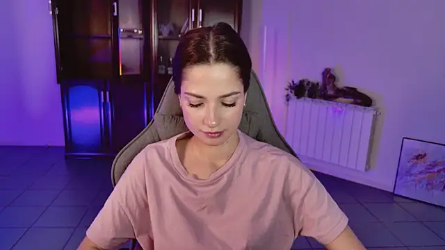 KiraVair's cam snapshot