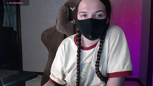 ZlatoslavaLo's cam snapshot