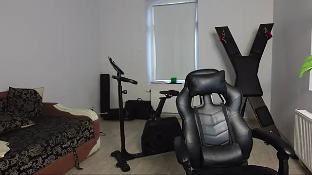 Tommy_Burnz's cam snapshot