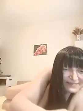 Women-pleasures's cam snapshot