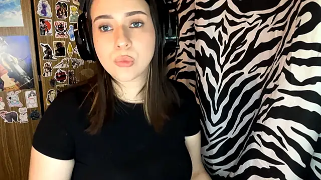 AngeliqueSulima's cam snapshot