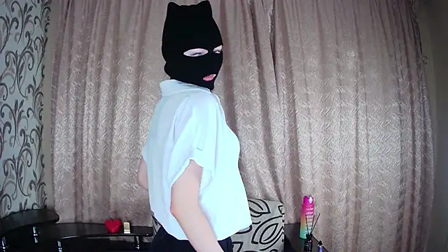 Rysella's cam snapshot