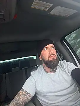 Beardedtattood live sex cam
