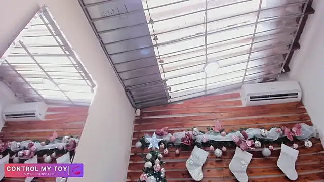 _MeganRain's cam snapshot