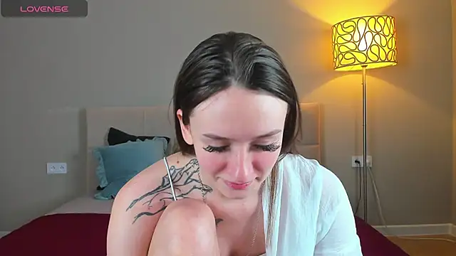 cutienaughtygirl's cam snapshot