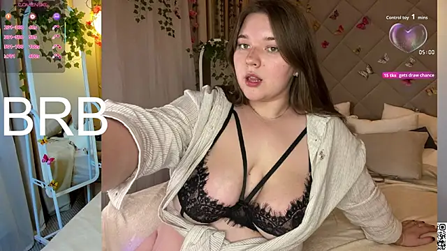 Chloee_White's cam snapshot