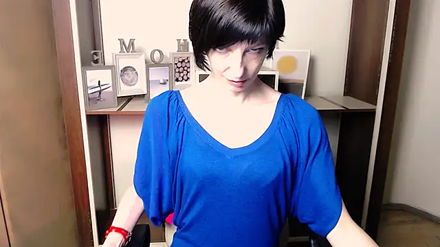 _AngeliaFlow_'s cam snapshot