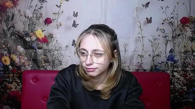 TracyLll's cam snapshot