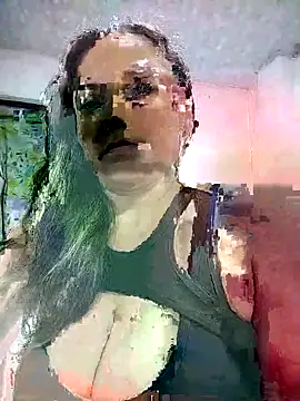 Busty_divorced_mom's cam snapshot