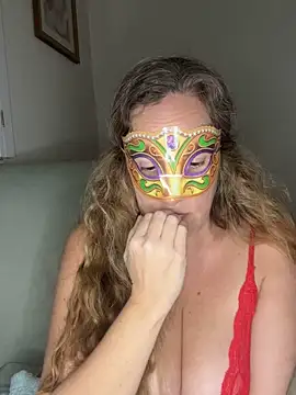 largeboobies30's cam snapshot