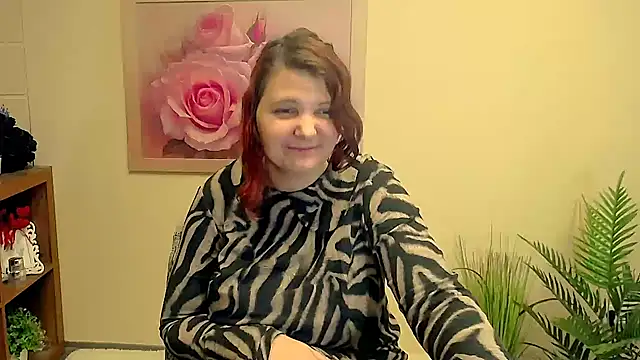 TwoBigSuns's cam snapshot