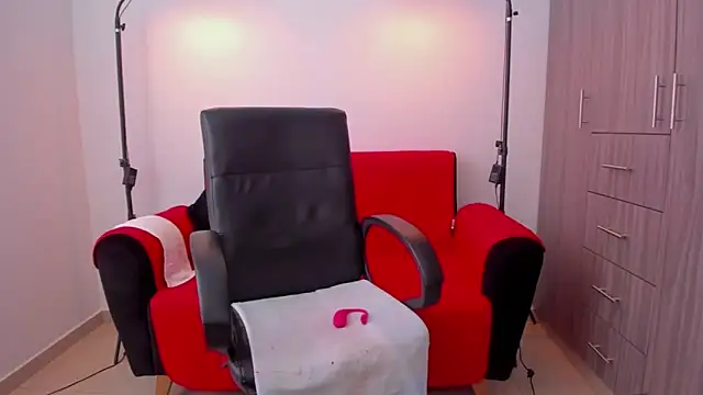 cloy_baby__ live sex cam