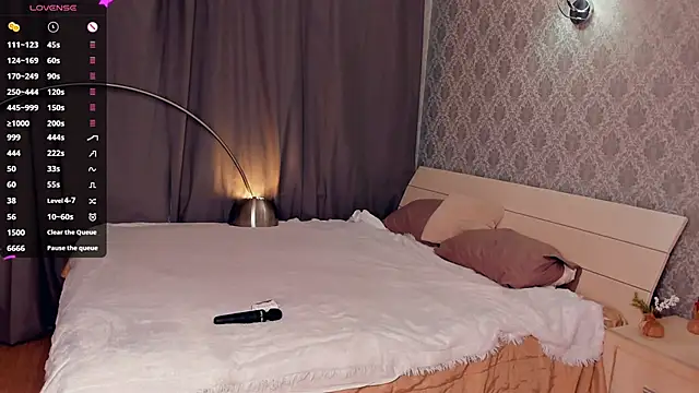 RenetTolken live sex cam