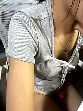 Mina048's cam snapshot