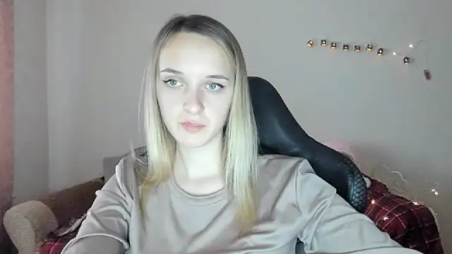 RouseReed's cam snapshot