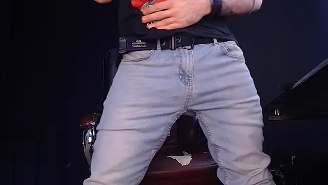 AxelColton live sex cam