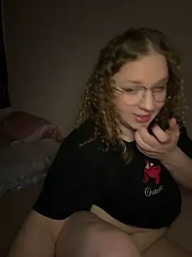 EmmieRae live sex cam