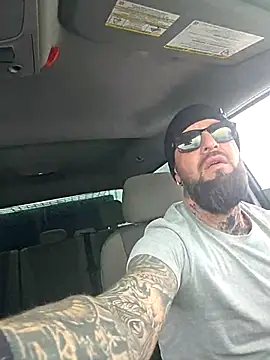 Beardedtattood live sex cam