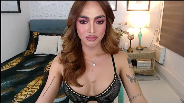 AikoFlamia live sex cam