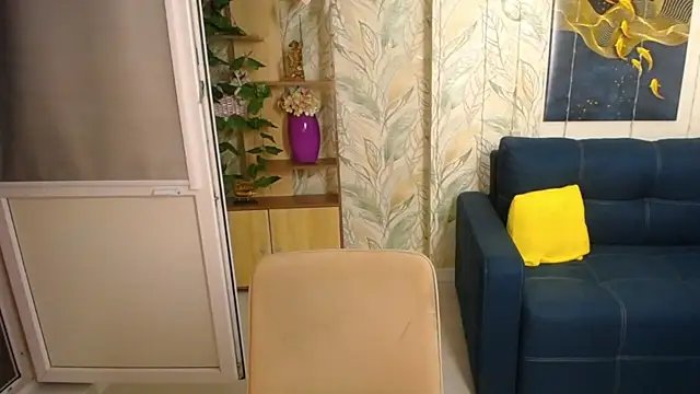 GoldenLadyyy's cam snapshot