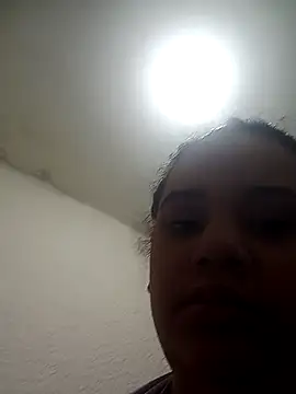 _Miaaleon live sex cam