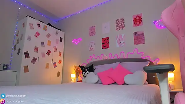 Kate_Clover's cam snapshot