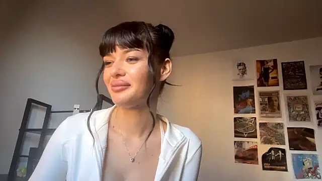 CrystleBrogan's cam snapshot