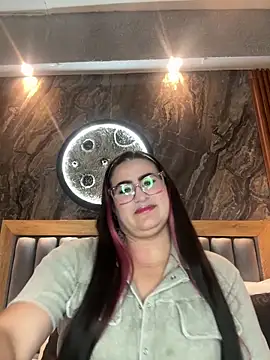 BellaPeers_'s cam snapshot