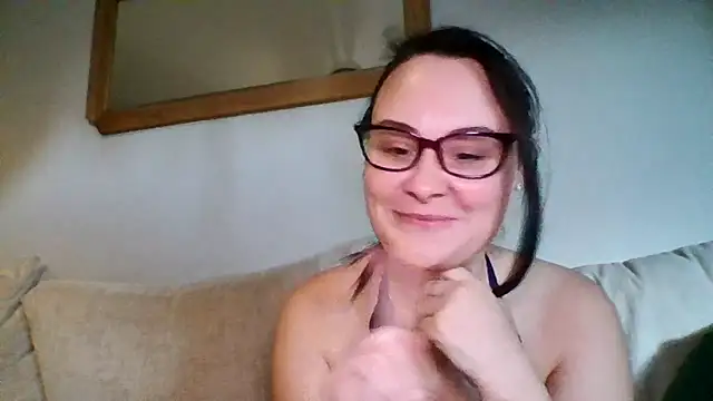 Rosie_Wants_You's cam snapshot