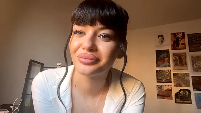 CrystleBrogan's cam snapshot