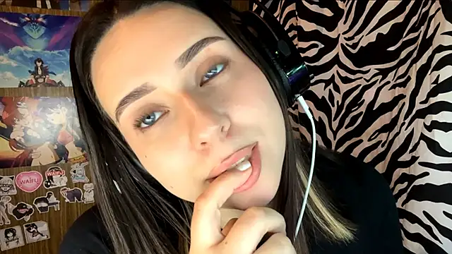 AngeliqueSulima's cam snapshot