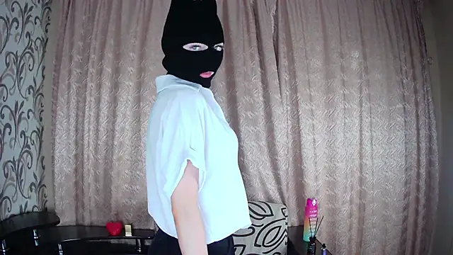 Rysella's cam snapshot