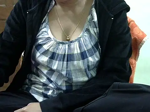 CHAMELI4747's cam snapshot